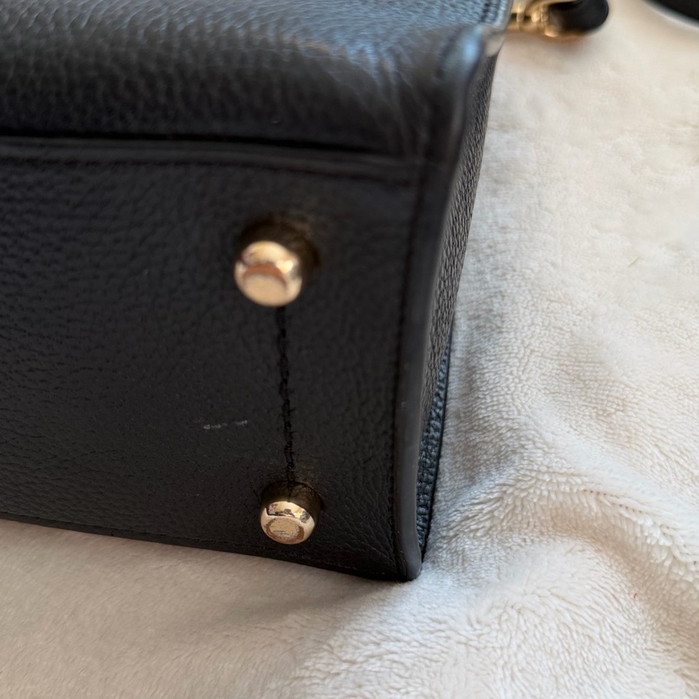 Coach 29529 Charlie Carryall 28 Midnight
Navy Leather Crossbody Satchel Bag - Picture 15 of 15